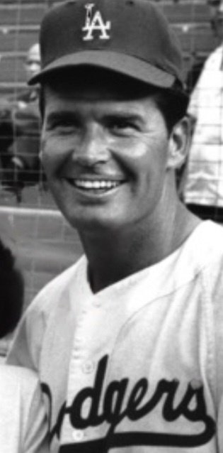 Gigi & James Garner tweet media