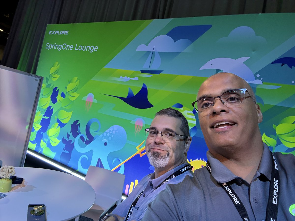 dashaun's tweet image. Are you at @SpringOne ?
Would you like to chat with @spencerbgibb ?
Join us now in the #SpringOneLounge