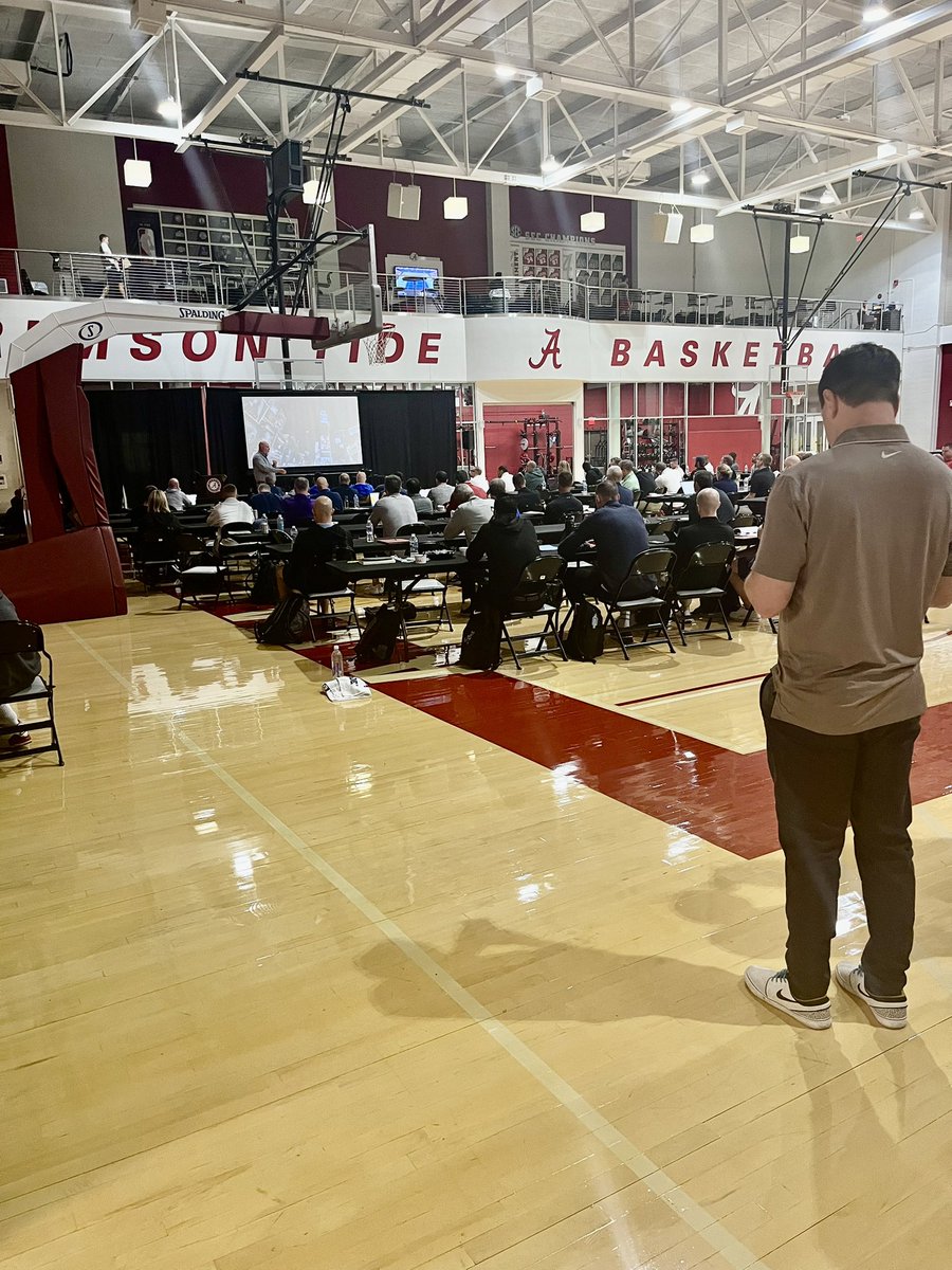 Had a fantastic experience discussing culture and leadership at the University of Alabama over the past two days. It was a privilege to listen to Nick Saban share his insights. Grateful to <a href="/RyanPannone/">Ryan Pannone</a> for the invitation.