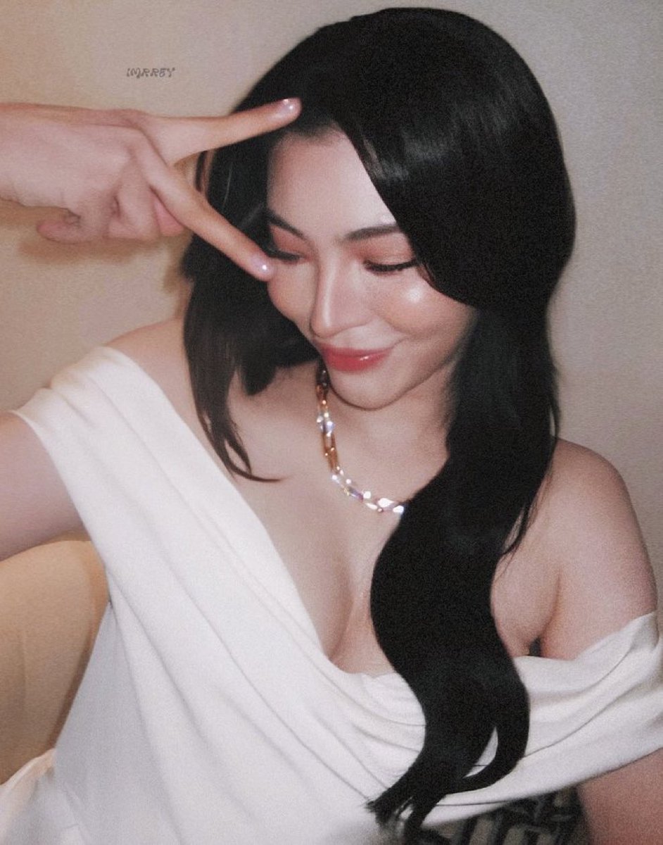 Ayeee 🥰🥰
<a href="/Ashbiiiitch/">Aliz! 🇵🇸</a> <a href="/Caye023/">Caye</a> <a href="/didi_maliboo/">DiDi 🇪🇬</a> <a href="/EchoesOfGLLove/">barbs has met Faye 🌻♠️</a> 
#FayePeraya 
#ฝ้ายพีรญา
#Fayemily