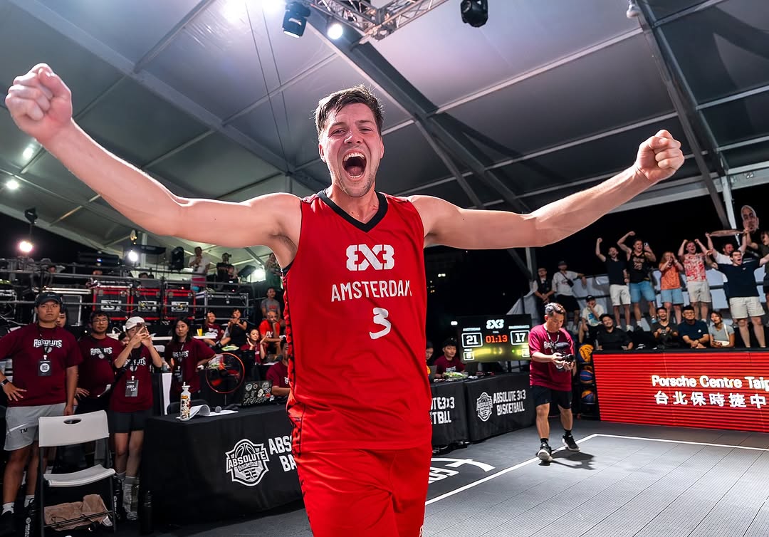 Jan van Tilborg (@jvt_loufforte) on Twitter photo 