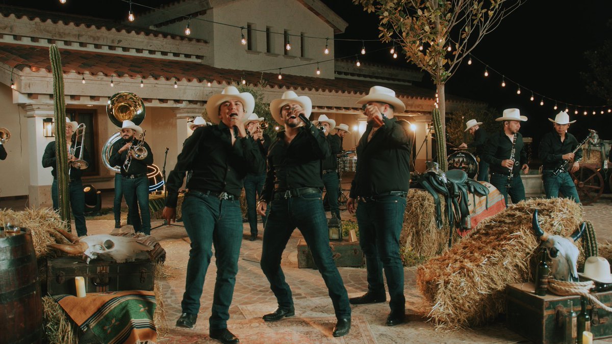 anvalmusic's tweet image. Este 29 de agosto tenemos #estrenoadictivo 🎶🎺, un homenaje a la #música #sinaloense con mucho cariño para ustedes 🙌.

#sonesadictivos #musica #regionalmexicano #anval