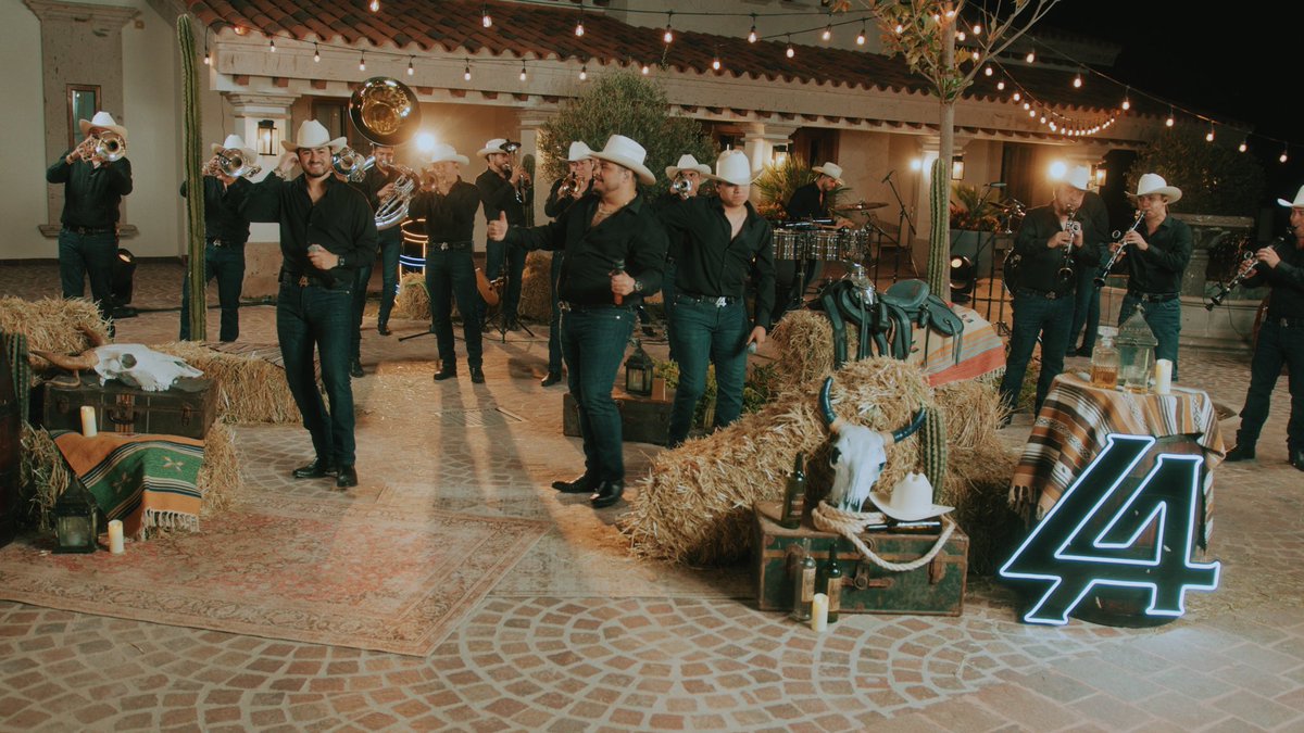 anvalmusic's tweet image. Este 29 de agosto tenemos #estrenoadictivo 🎶🎺, un homenaje a la #música #sinaloense con mucho cariño para ustedes 🙌.

#sonesadictivos #musica #regionalmexicano #anval