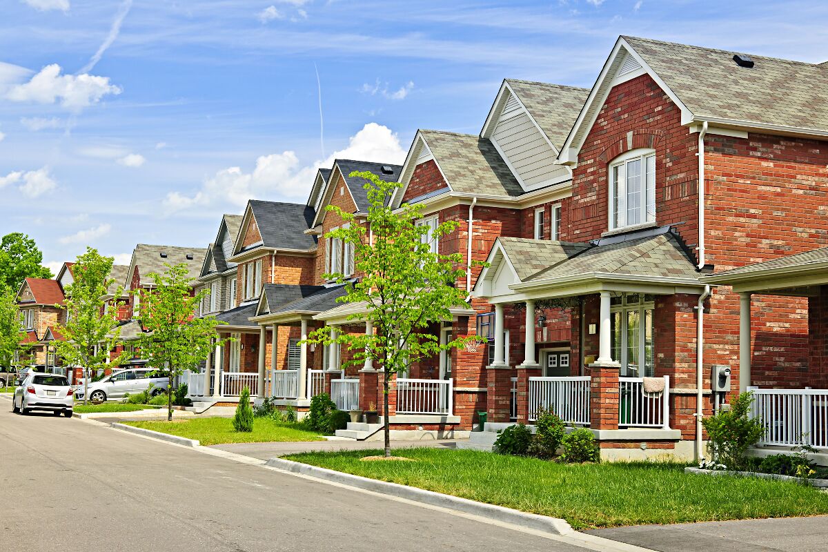 RexPremier's tweet image. There's a lot of nuance that goes into figuring out how to choose the right neighborhood. But you have to consider your lifestyle first. realty-executives-premier.cb1.info/dyk1g3