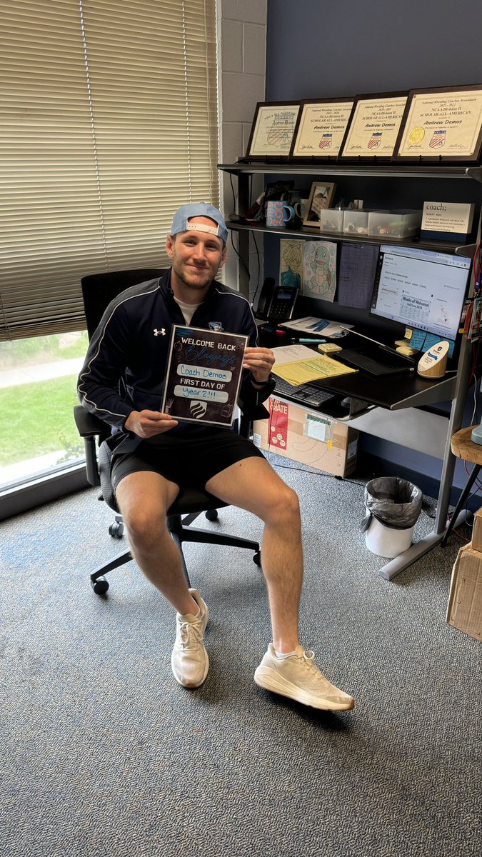 First time in eight years I’m not a student on the first day of school. Still can’t escape first day of school photos 😁
#FlyJaysFly