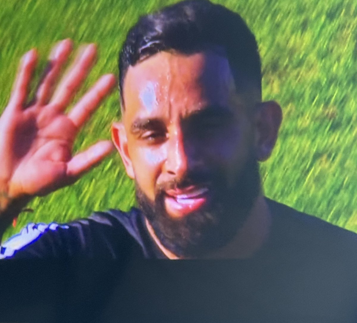 xlacamisetacba's tweet image. ¿Qué querés? ¿Qué traiga a Borja? Nos canchereaba #Fassi…
No Fassi, con Arce y Herrera de #Riestra, alcanzaba para mejorar la banda que armaste.
Ponen todo lo que tienen.