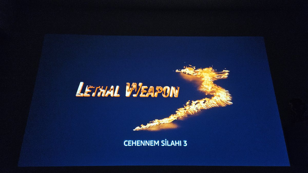 İzlemeye asla doyamadığım müthiş 90'lar polisiyesi 😎 Eric Clapton ve Sting'in unutulmaz film müziği "It's probably me" eşliğinde 🚬🚬
