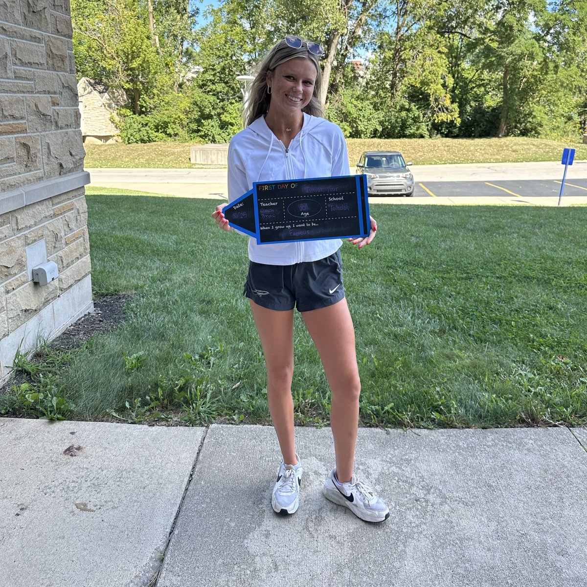 Back to the books 📚 

#TeamToledo