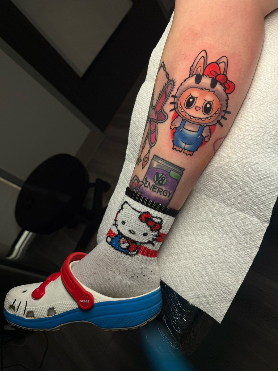 krystals_tatted's tweet photo. Hello Kitty x Labubu from my flash!!!
Thank you bday twin!!! 🫶🏾💖

Booking Sep-Nov text at https://t.co/gXvs6SIl1f or text (945)-468-4349 💖

#tattoosbykrystal https://t.co/QxG3pV7ytV