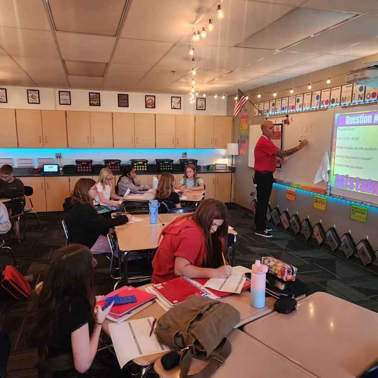 JJHSWildcats's tweet image. Is it magic, or is it math? 

With Dr. Pearce. #D12proud #mathfun