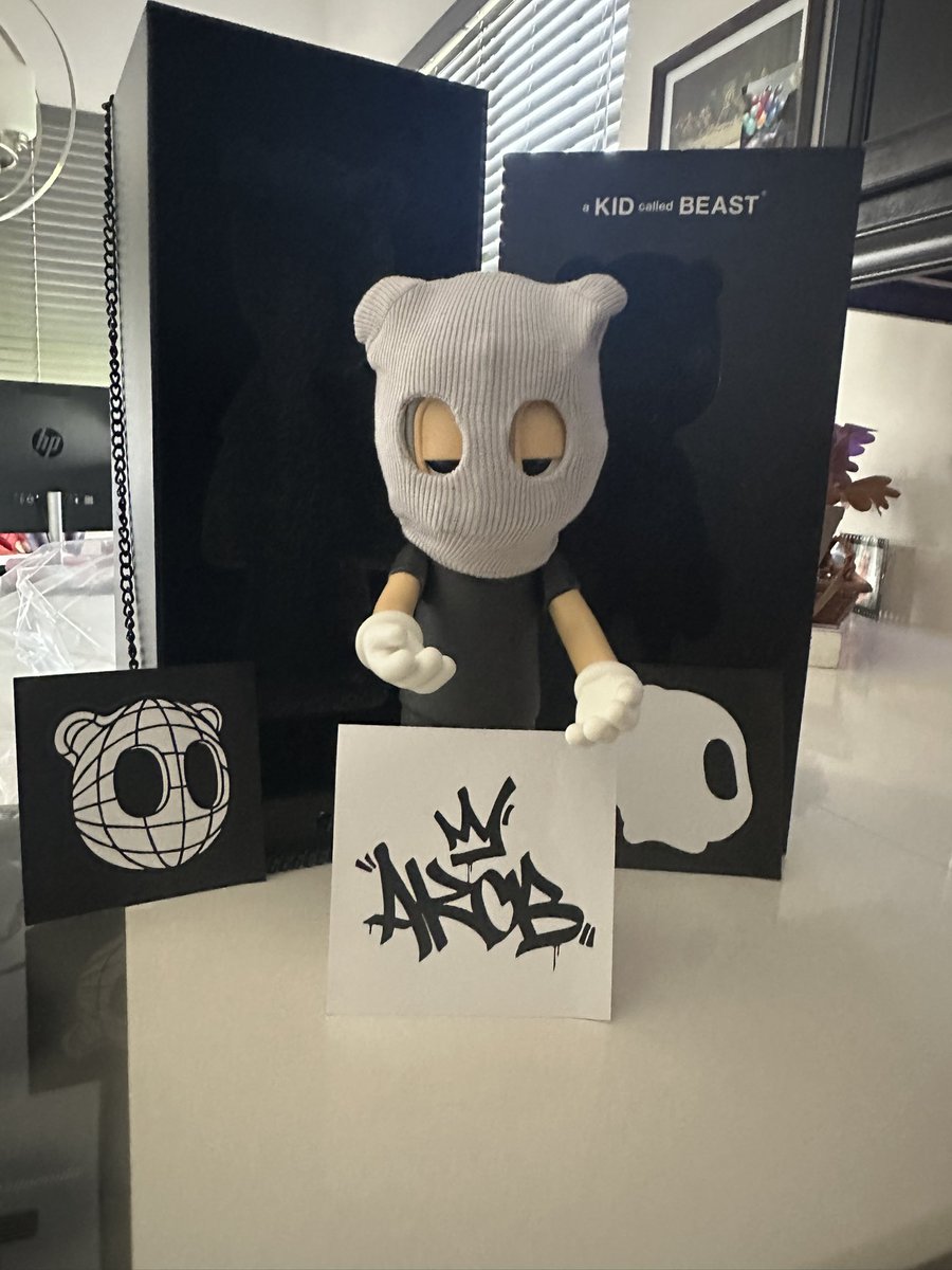 🎉🎉 Woohoo! A Big Thank You to <a href="/akidcalledbeast/">a KID called BEAST</a> <a href="/Rafsby/">Rafsby | a KID called BEAST</a> for my physical. He is so dope, can’t wait to see the female. Great Job leading by example &amp; being one of the most trustworthy projects in Web 3.