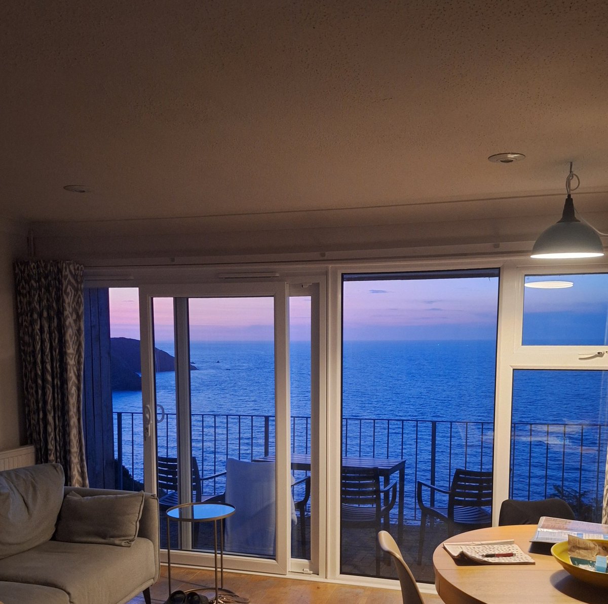 Kaye Elizabeth tweet media