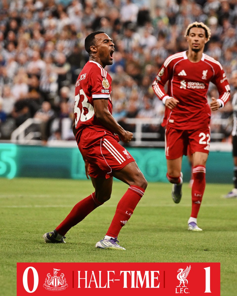 Ahead at the break 👊 #NEWLIV