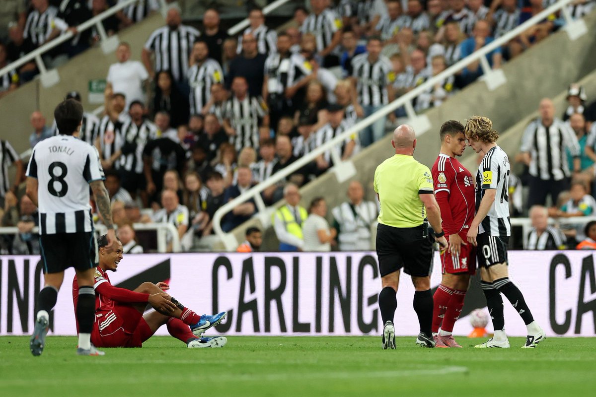 Milos Kerkez vs Anthony Gordon