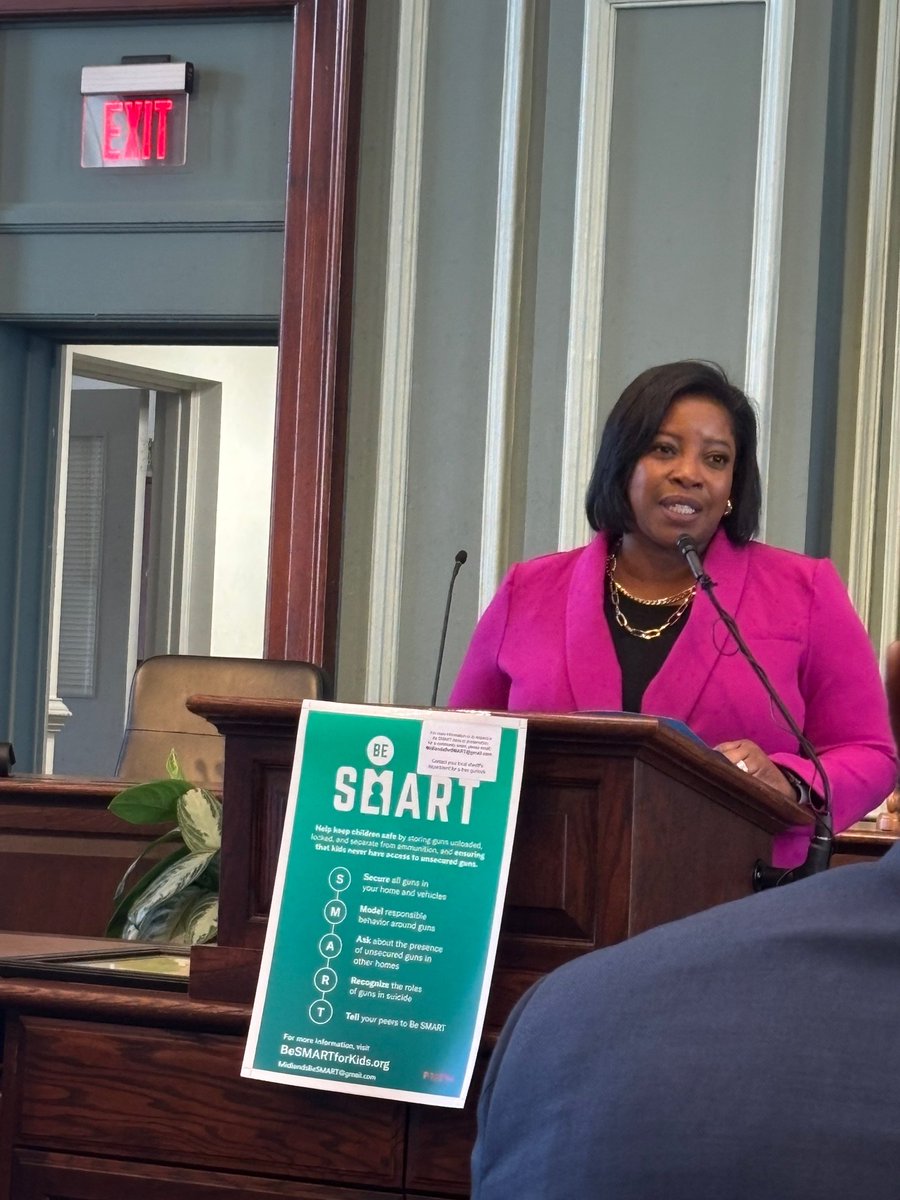 RichlandTwo's tweet photo. "Today we celebrate progress in keeping our kids safe-but we also celebrate our recommitment." - Sr. Chief Communications Officer @DarciSRush at the 2nd Annual SMART Week press conference at Columbia City Hall. @CityofColumbia 
🔑Progress is powerful. Recommitment is essential. Today we renew our promise to keep firearms secure, locked, and out of reach - because our children’s safety is worth everything.
#BeSMART