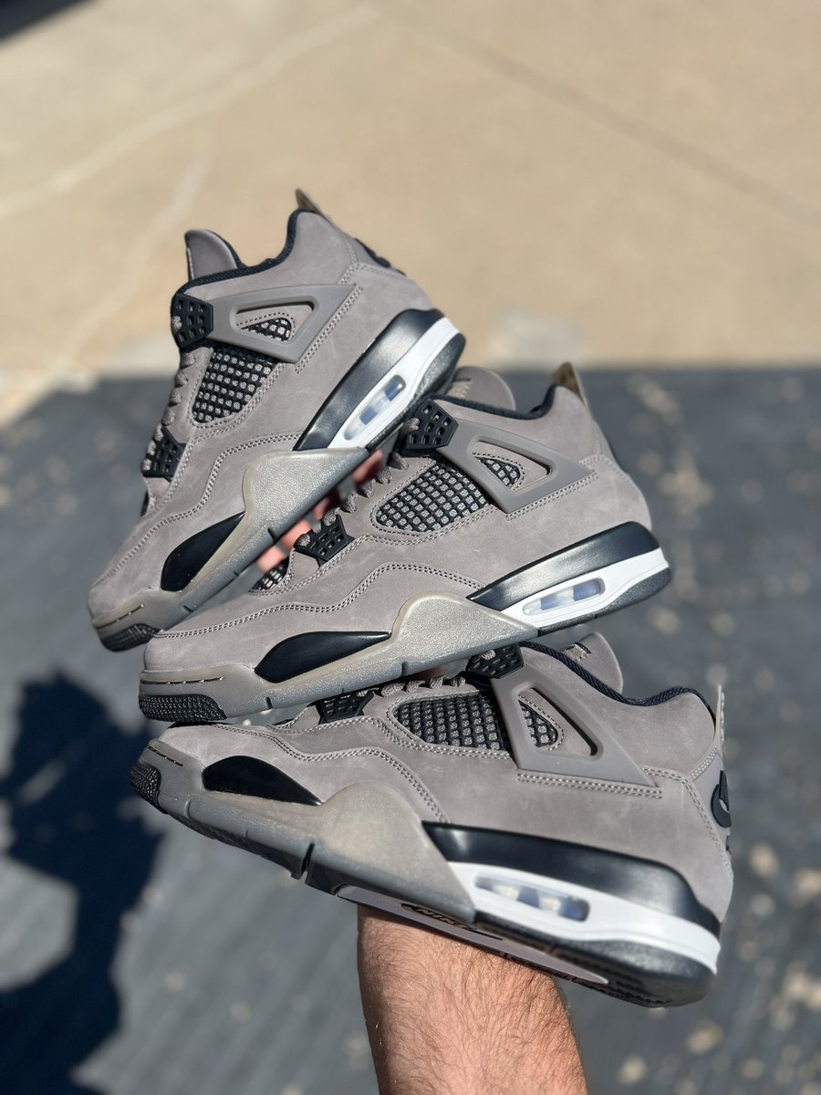 StoreSportshoe's tweet image. Cave Stone 4s Now Open For Reservations In Store. 

3333 West Camp Wisdom Rd. Suite 124. 

Release Date: September 6th, 2025.

#Retro4 #retro4s #retro4cavestone