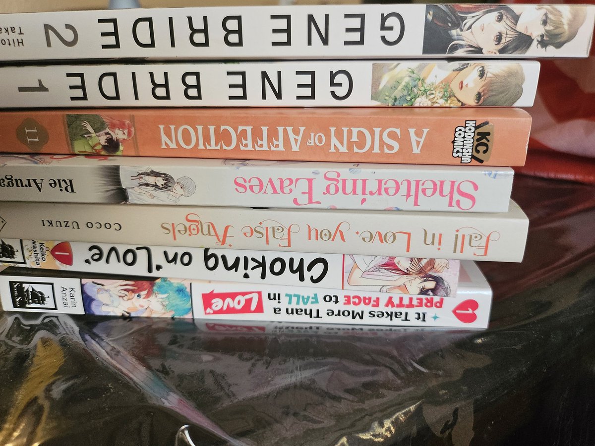 shojomagnifique.com/collections/all
It's #mangamonday friends your next manga haul could look like this if you order from Shojo Magnifique #shojo #josei #manga