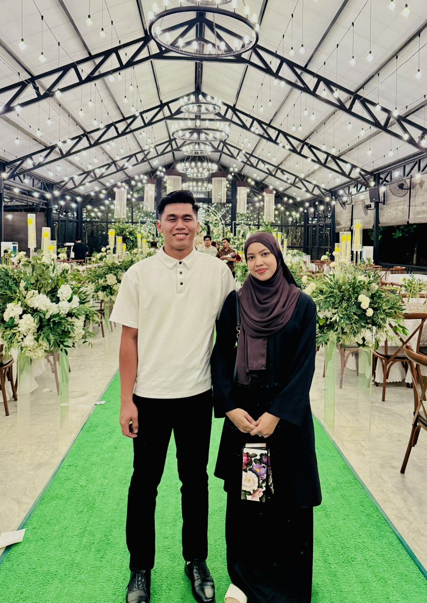 akhmaaaa_'s tweet photo. Sebab yg ada sekarang sdh “CUKUP” https://t.co/QcMh9HeU1X