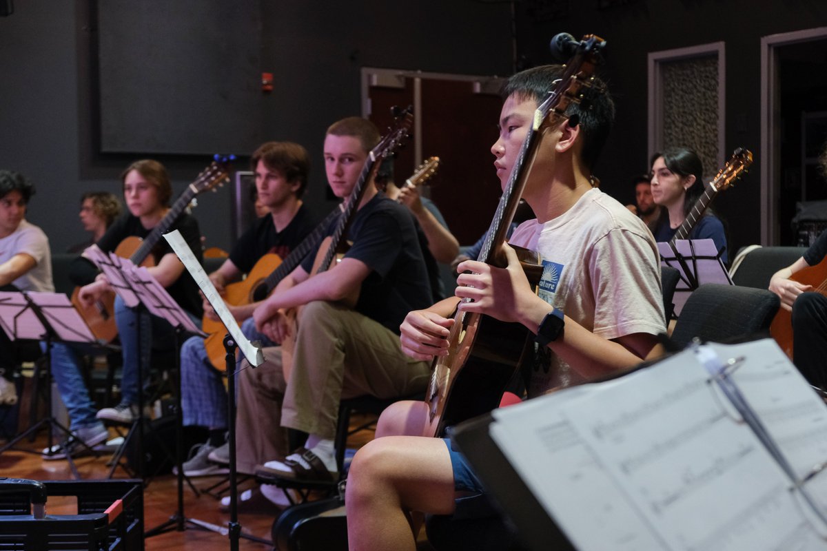 Austin Classical Guitar tweet media