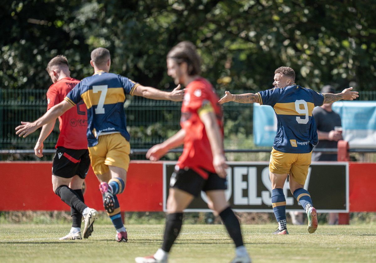 CPD Llanilltud Fawr/Llantwit Major AFC tweet media