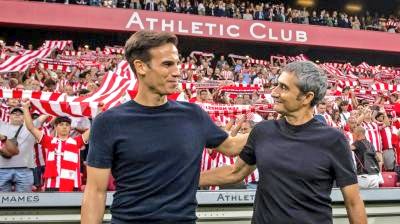 Por cierto, felicitar al Athletic por la victoria. Hay que saber perder y ser agradecido. Gracias a ellos, el Rayo pudo entrenar en Lezama este domingo y podrá quedarse mañana para poder entrenar debido al hongo de la ciudad deportiva vallecana. 

Gesto sublime #AthleticRayo