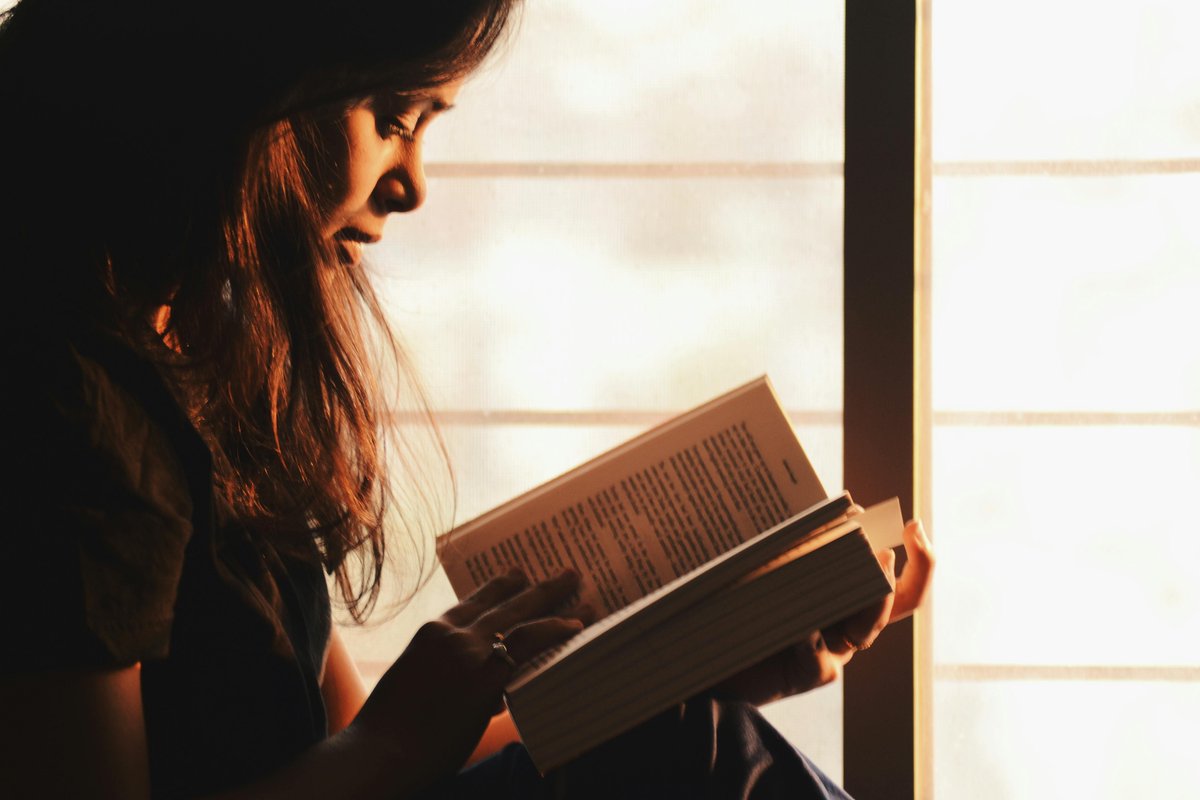 A new report finds that over the course of 20 years adults are reading for pleasure less  buff.ly/HYxdpCv