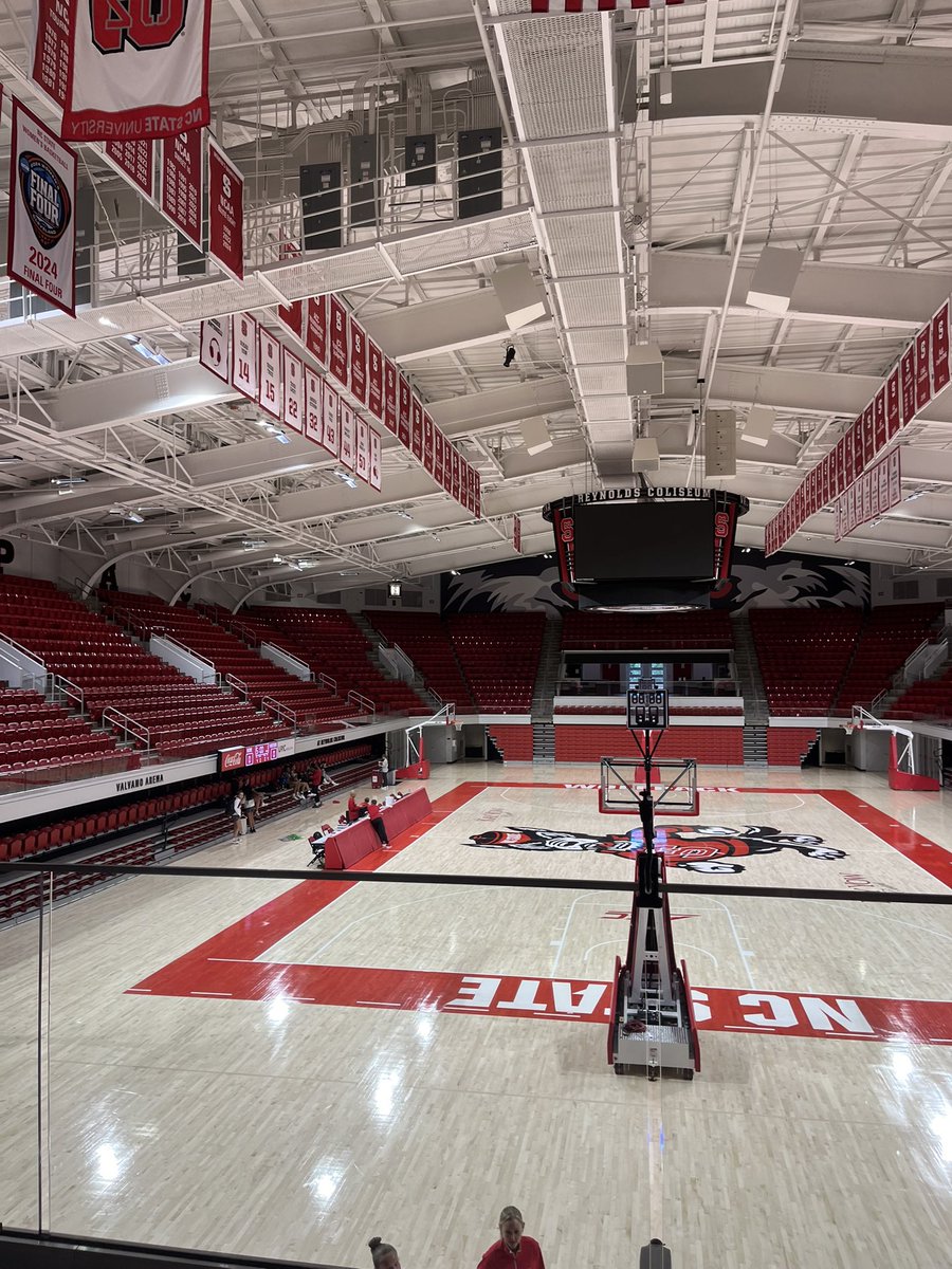 Truly grateful for the chance to meet <a href="/WolfpackWes/">Wes Moore</a>. The staff went above and beyond to make the experience unforgettable. Huge thanks to NC State!