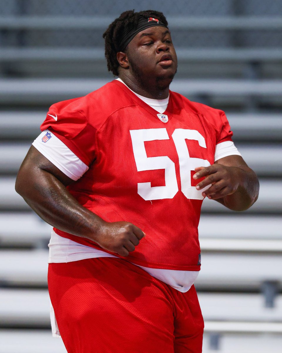 MySportsUpdate's tweet photo. The #Bucs are releasing rookie DT Desmond Watson, who missed all of camp as he worked on getting his weight down.

Unclear what his future is as of now. @gregauman first on the news. https://t.co/x6Dr7tG32e