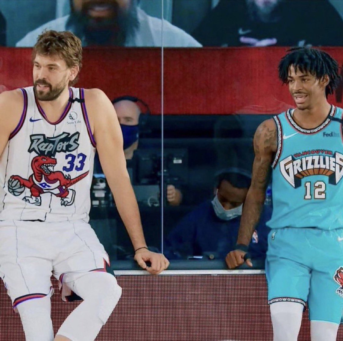 Hoops (@hoopmixonly) on Twitter photo This might've been the most cleanest jersey matchup of all-time This might've been the most cleanest jersey matchup of all-time