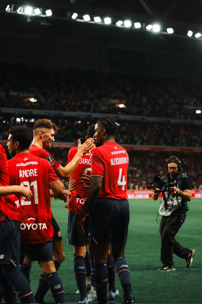 That's a wrap. Grande première à domicile. 👊🏻 On joue le titre cette année. 
#TOTOUTARD 🔴