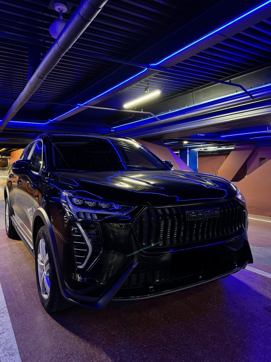 DREADWING IS NOT SOME ORDINARY SOULLESS CAR

HE'S DOMINATING THE ROAD