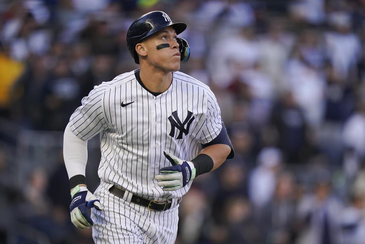 Jimmy Randazzo (@jimmyrandazzo) on Twitter photo If Aaron Judge hits a HR tonight someone who retweets and is following <a href="/YankeesPod/">Yankees Pod 🎧</a> is winning a shirt. Comment your size. Let’s go Yankees. If Aaron Judge hits a HR tonight someone who retweets and is following <a href="/YankeesPod/">Yankees Pod 🎧</a> is winning a shirt. Comment your size. Let’s go Yankees.