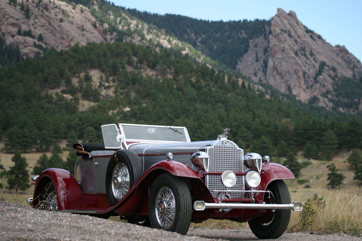CusslerMuseum's tweet photo. This 1930 Packard Speedster Runabout is just another example of fine automotive craftmanship.  Another favorite on display, along with 65+ classics.
https://t.co/uTPA5wIEkQ
#classiccars #vintagecars #racing #art #automotive #museum  #clivecussler #collection #colorado #flatirons https://t.co/Lchr6pMEfQ