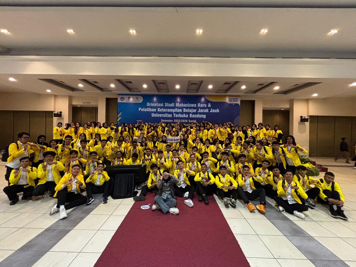 Dedennrhd17's tweet photo. Umur 25 Baru mulai gapapa kan? https://t.co/ucYQnrApU1