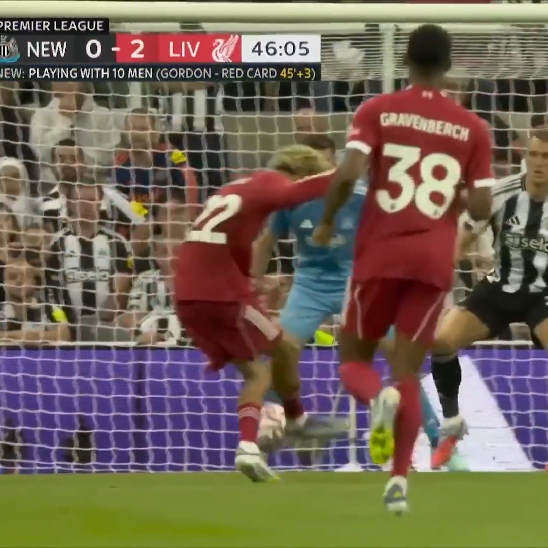 HUGO EKITIKE NEEDED JUST 22 SECONDS AFTER HALFTIME TO GET LIVERPOOL'S SECOND. 😤