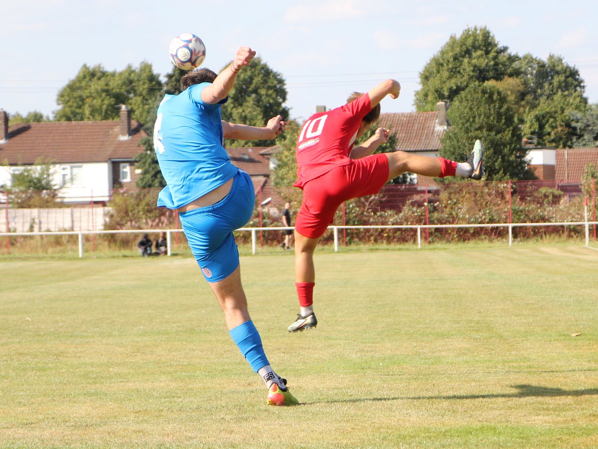 Lovely Bank Holiday weather so nipped down with Louie to watch <a href="/CheadleTownFC/">Cheadle Town FC</a> entertain <a href="/IrlamFC/">IRLAM FC (Manchester Premier Cup Winners 2025)</a> in the <a href="/nwcfl/">The NWCFL ⚽️</a> #NonLeagueFootball #grassrootsfootball