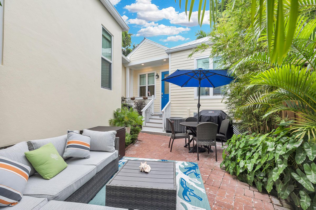 Historic Key West Vacation Rentals (@historicr53187) on Twitter photo Just beyond the gated entrance lies your tropical getaway! Just two blocks from the attractions on Duval Street, walkable to bars and restaurants, this newly constructed Conch style home is ideal for exploring the island with friends or family. historickeywestvacationrentals.com/vacation-renta… #KeyWest Just beyond the gated entrance lies your tropical getaway! Just two blocks from the attractions on Duval Street, walkable to bars and restaurants, this newly constructed Conch style home is ideal for exploring the island with friends or family. historickeywestvacationrentals.com/vacation-renta… #KeyWest
