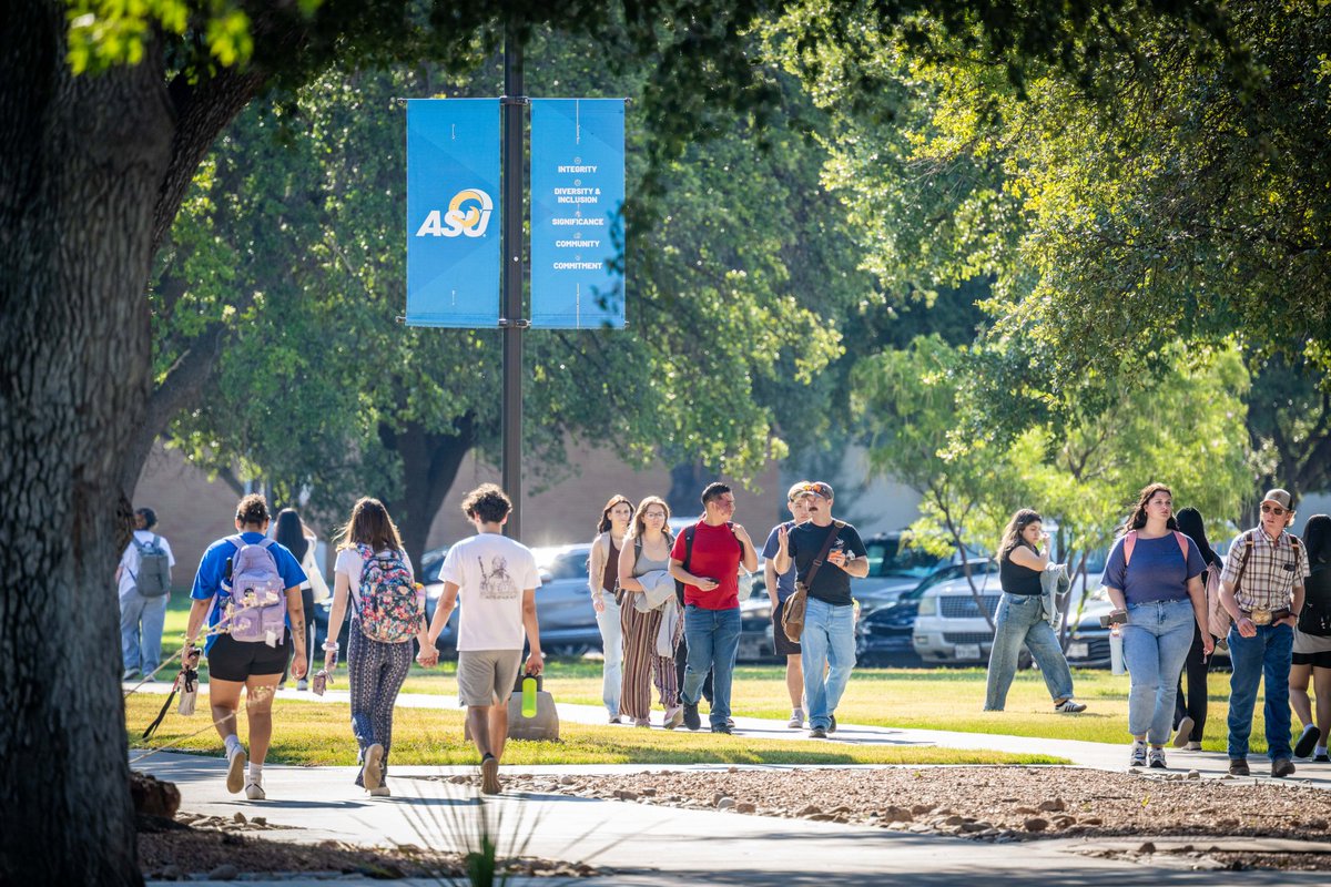 AngeloStatePres's tweet image. It&apos;s great to have the #RamFam back! Looking forward to an exciting fall semester at @AngeloState.