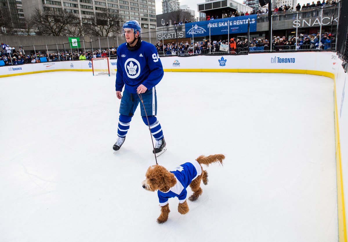 LeafsAlumni's tweet image. Maple Leafs Alumnus, Tyson Barrie, has announced his retirement from the  @nhl 

Tyson was traded to the Maple Leafs in 2019 and played one season with the Blue &amp;amp; White.

Congratulations on a great career &amp;amp; welcome to the @LeafsAlumni Tyson!

#TMLA #leafs #LeafsForever