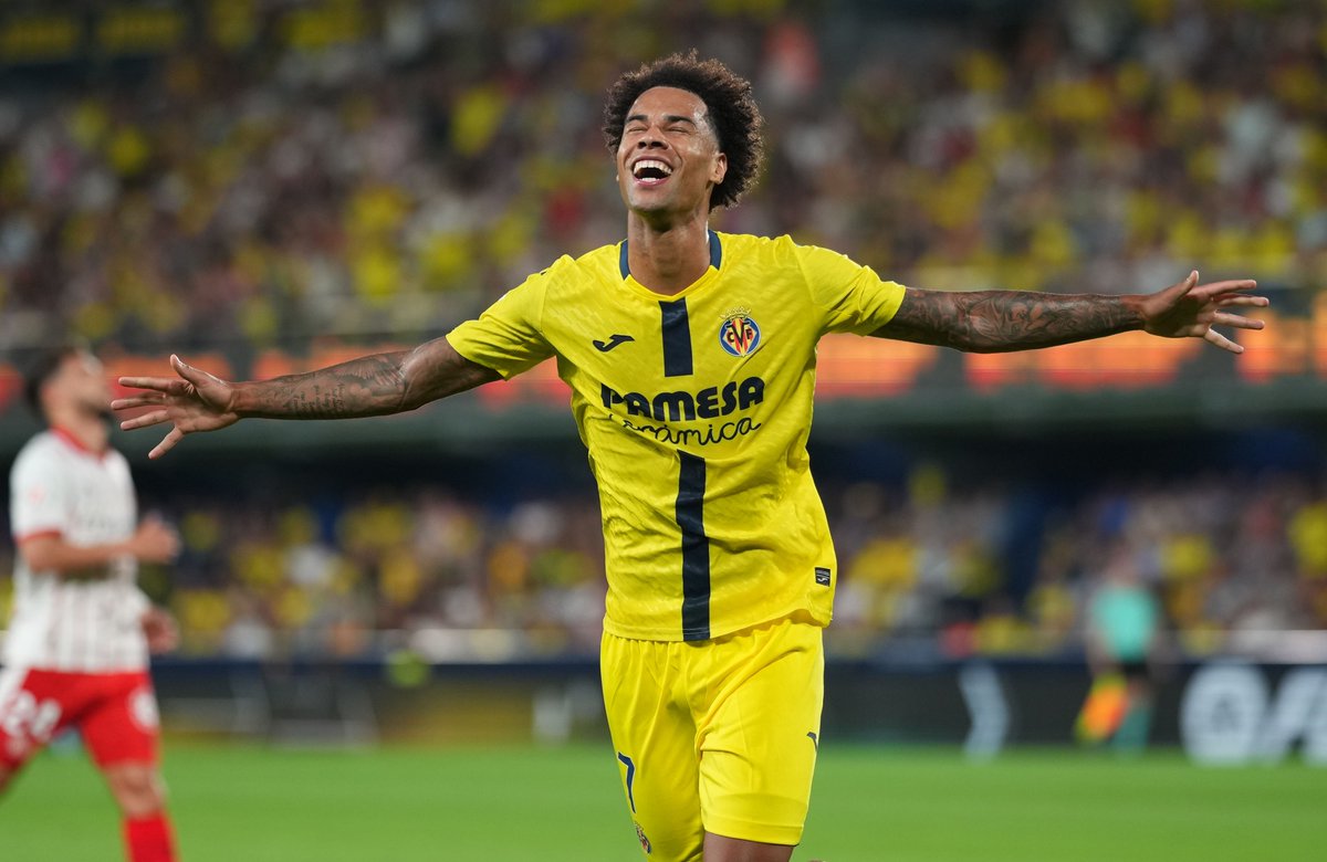 Syracuse Alum Tajon Buchanan scored a historic hat trick!🎩⚽️

Photo by: Getty Images
cuse.com/news/2025/8/25…