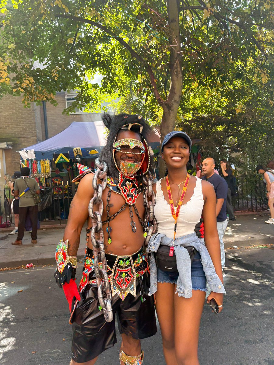 Anikeade tweet media