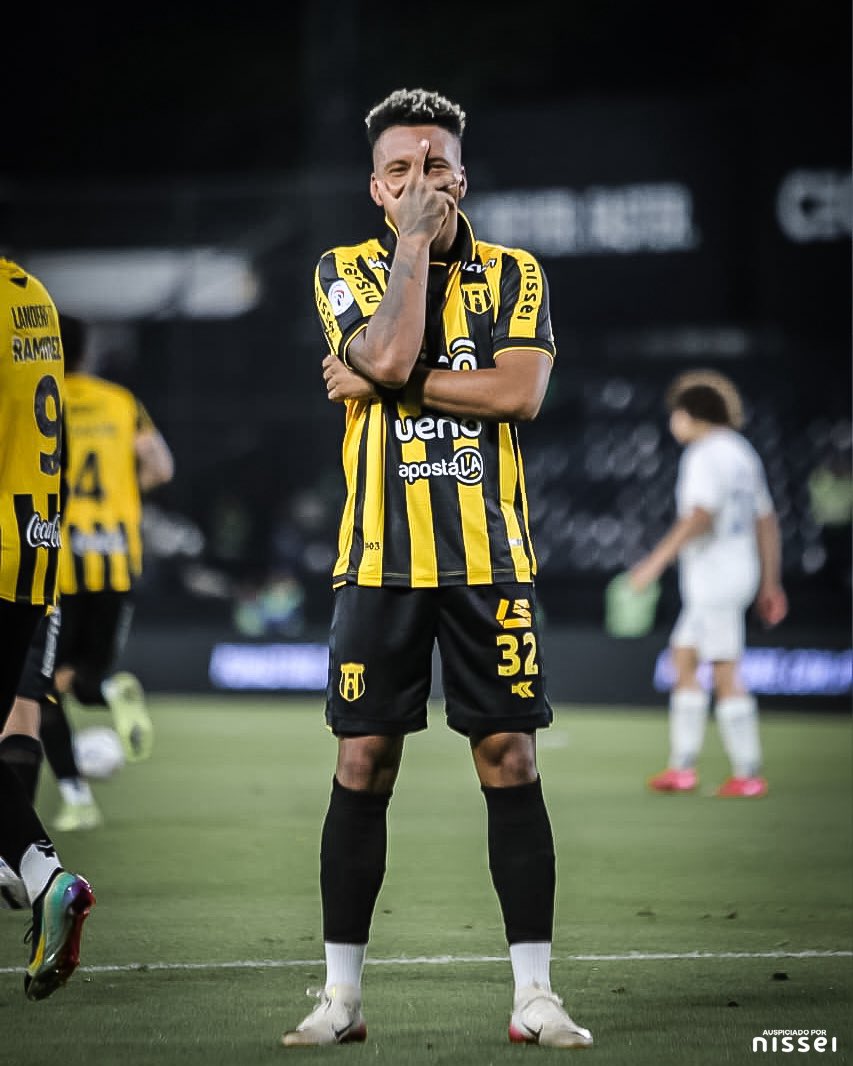 Guaraní volvió a anotar 4 goles en Tuyucuá tras 27 años, algo que no ocurría desde el Clausura 1998, cuando el Indio venció al Guma por 3-4

La última vez que el Aurinegro le sacó una ventaja de 4 goles a Libertad fue en el Clausura 2014, aquella vez el Indio ganó 5-1 en Dos