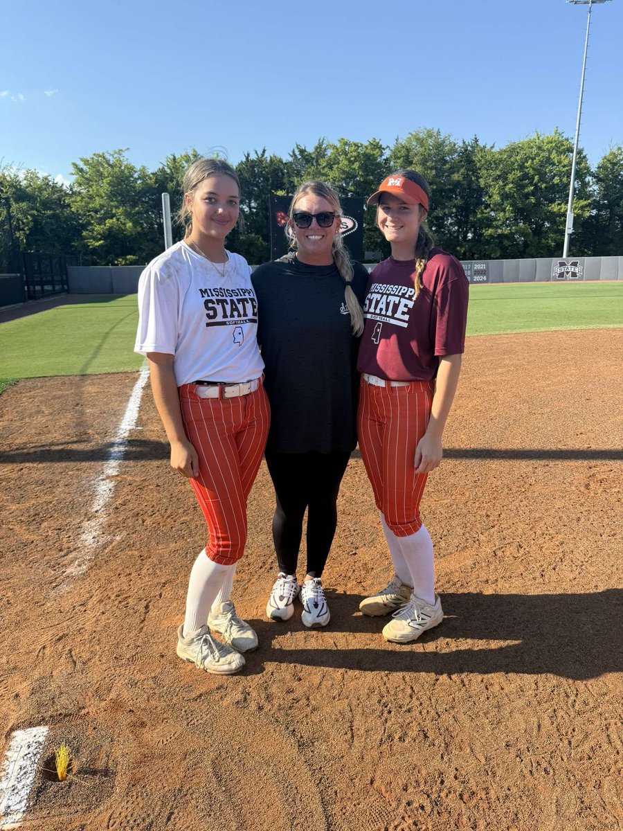 Thank you <a href="/HailStateSB/">Mississippi State Softball</a> for having us at camp yesterday!! I had a great time!! <a href="/tarynemckinney/">Taryne Mowatt-McKinney</a> <a href="/MojoPardue/">Mojo Pardue</a> <a href="/TnMojoFastpitch/">Tennessee Mojo fastpitch</a> <a href="/MrCoachTbratt/">Tyler Bratton, M.S.</a> <a href="/ExtraInningSB/">EXTRA INNING SOFTBALL</a> <a href="/los_stuff/">Carlos Arias</a> <a href="/gatorjack72/">Girls In The Game</a> <a href="/CoachZacShaw/">Zac Shaw</a> <a href="/Coach_Ricketts/">Samantha Ricketts</a> <a href="/FRA_Softball/">FRASoftball</a> <a href="/alyssa_loza/">Alyssa Loza</a> <a href="/CliffWhite123/">Cliff White</a>