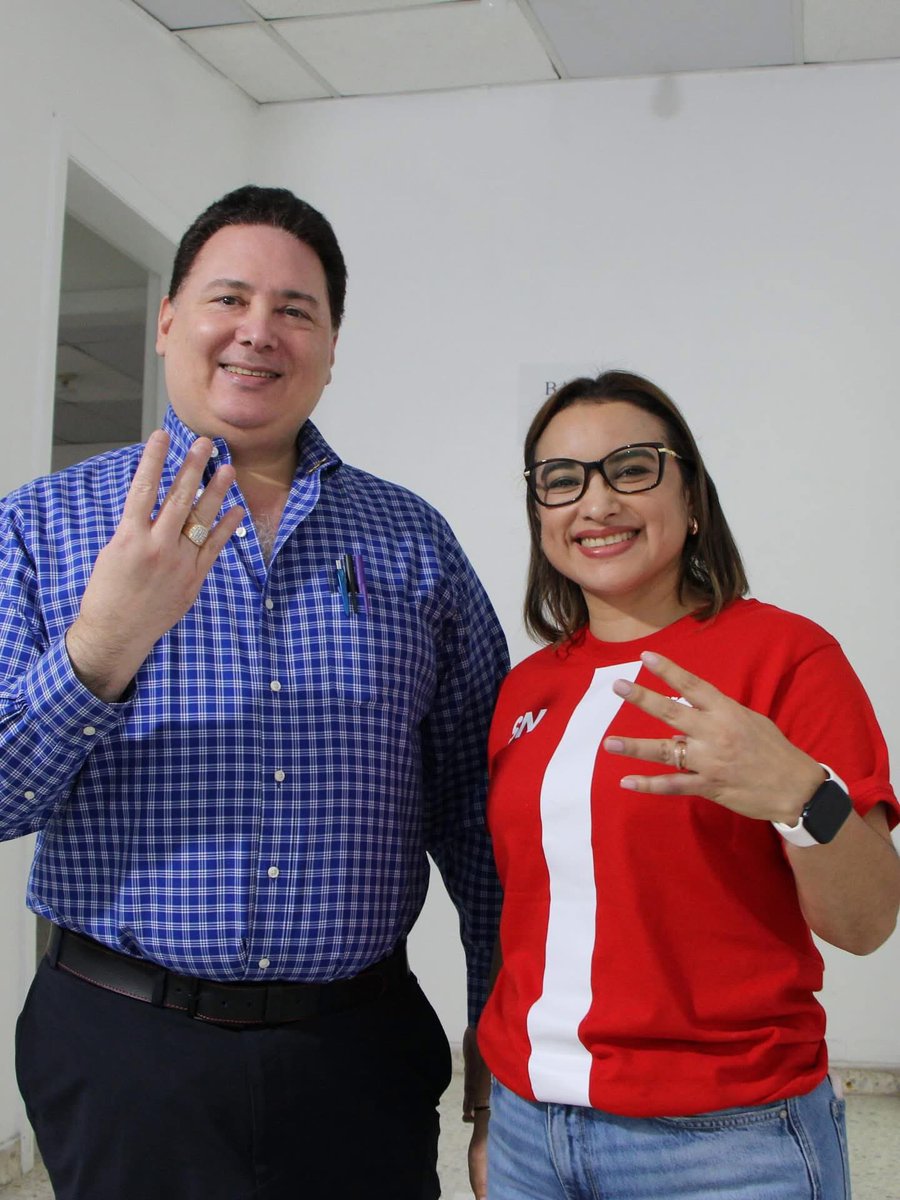 <a href="/PLHonduras/">Partido Liberal de Honduras</a> Bienvenido <a href="/GuillermoEValle/">Guillermo E Valle M®</a> a la familia Liberal, un hogar abierto para todos los hondureños de bien que apoyan a <a href="/SalvaPresidente/">Salvador Nasralla</a> para el rescate de Honduras!