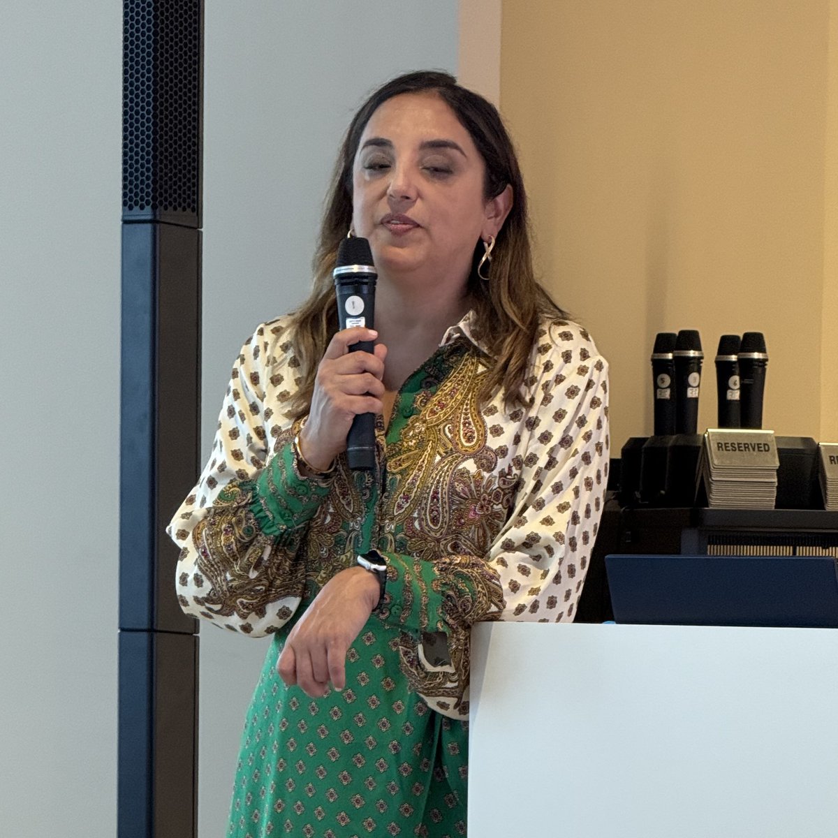 Prof. <a href="/Sheena_Iyengar/">Sheena S. Iyengar</a> (<a href="/Columbia_Biz/">Columbia Business School</a>), spotlit CJEB Director Prof. David Weinstein's paper on #Japan's industrialization in the Meiji era as inspiration to "Think Bigger" at the #EXPO2025 Osaka Women's Pavilion. The paper: academiccommons.columbia.edu/doi/10.7916/xf…  <a href="/expo2025japan/">Expo 2025 Osaka Kansai</a> #HelloEXPO2025