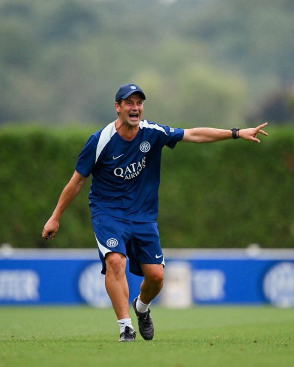 👏 بداية مثالية لمدرب انتر تشيفو 🔵⚫️

• فوز بنتيجة 5-0
• هدفان لتورام
• لاوتارو يسجل
• هدف لبوني في أول ظهور له
• تمريرة حاسمة لسوتشيتش

#الانتر
#إنترميلان_تورينو