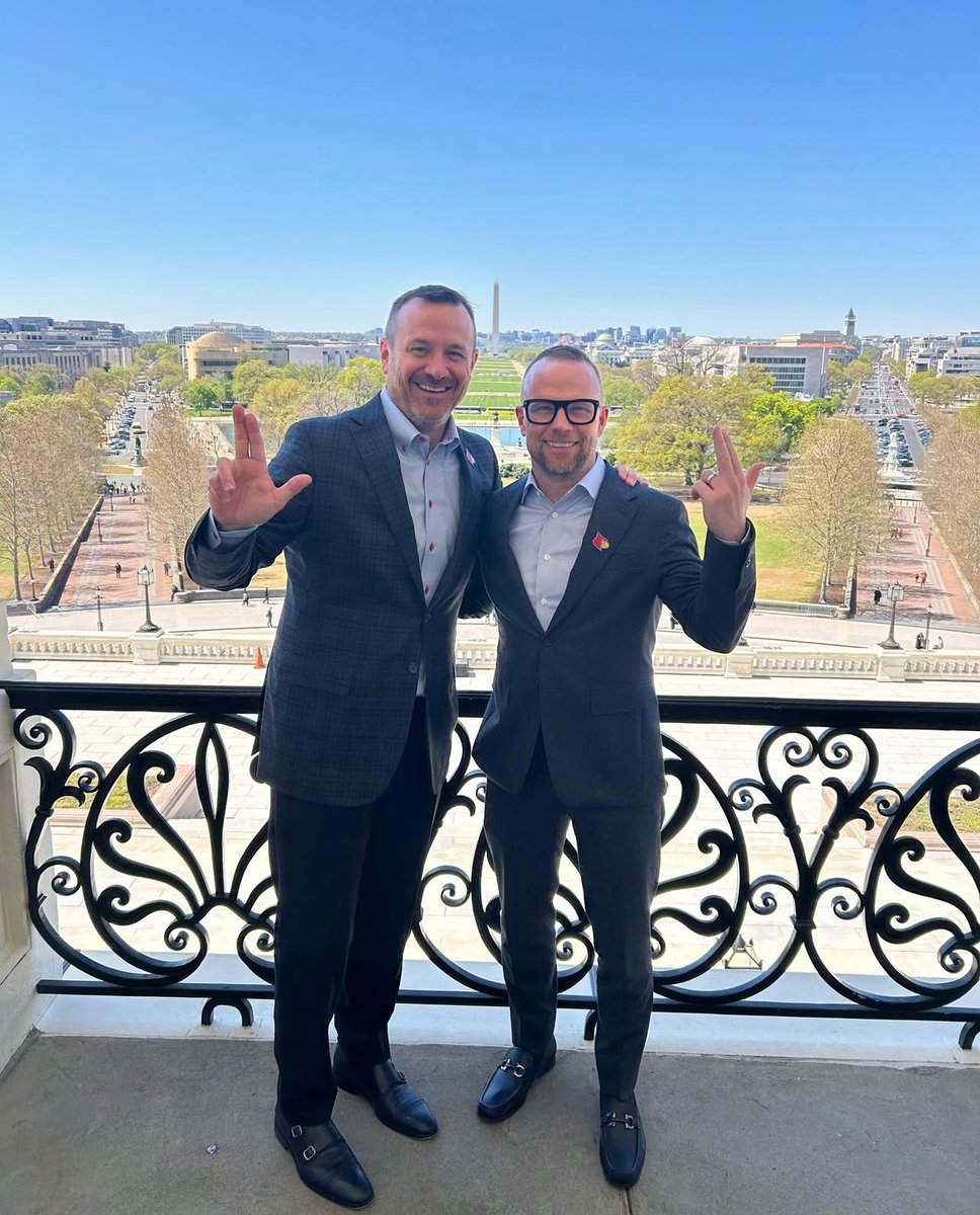 Jeff Lightsy Jr. (@jlightsy7) on Twitter photo Per <a href="/brooksHolton/">Brooks Holton</a>, There will be no Louisville Live this season.
The first look at either Men’s or Women’s basketball programs will be October 24th when the men host Kansas in an exhibition match. Per <a href="/brooksHolton/">Brooks Holton</a>, There will be no Louisville Live this season.
The first look at either Men’s or Women’s basketball programs will be October 24th when the men host Kansas in an exhibition match.