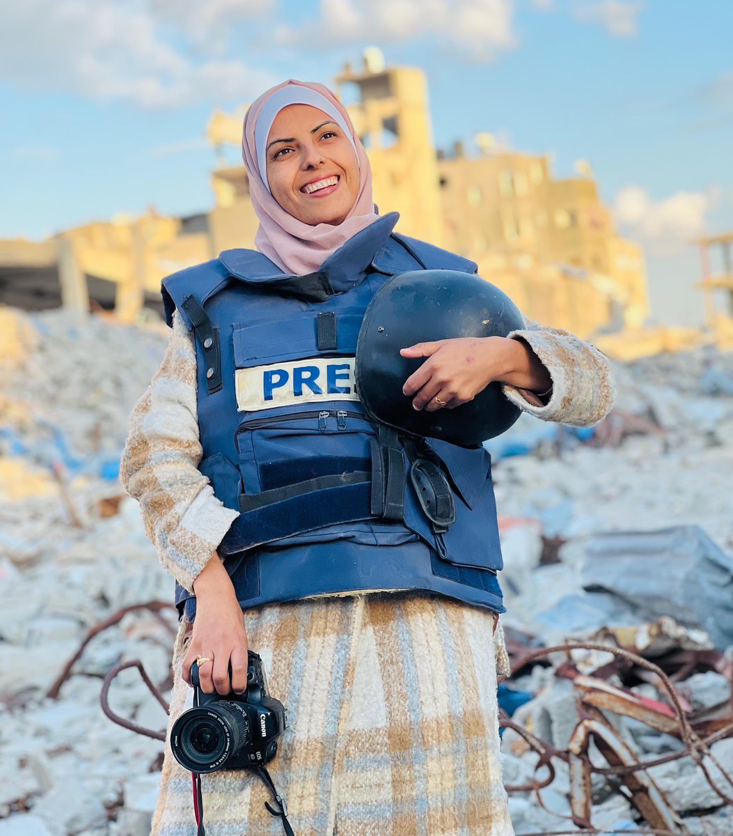Israel executed Mariam Abu Dagga in Gaza today.

Mariam was a mother and a journalist, documenting genocide.

She was a voice for her people — not a combatant.

Israel kills journalists because it doesn’t want the world to see the horrifying massacres it is committing in Gaza.
