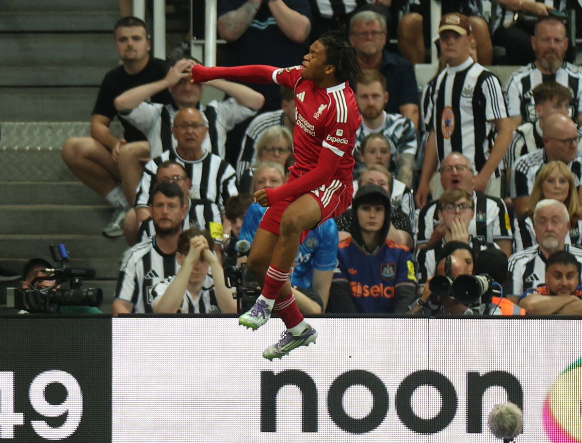 ⏱️ 𝗙𝗨𝗟𝗟 𝗧𝗜𝗠𝗘:

🏁 Newcastle 2-3 Liverpool 🔴

FOOTBALL, BLOODY HELL.