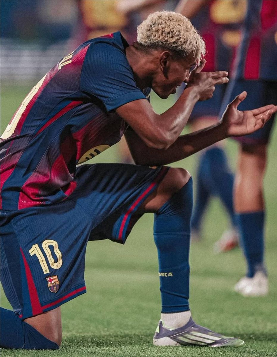 BarcaTimes's tweet image. 📲 | Lamine on IG: 🤘🏾🤘🏾